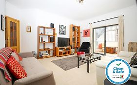 A64 - Barreira Holiday Flat In Lagos